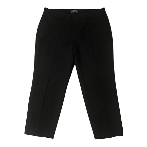 Pants - Old Navy Cropped Pants Black Casual NWOT Work Women’s 14 Regular Mid Rise